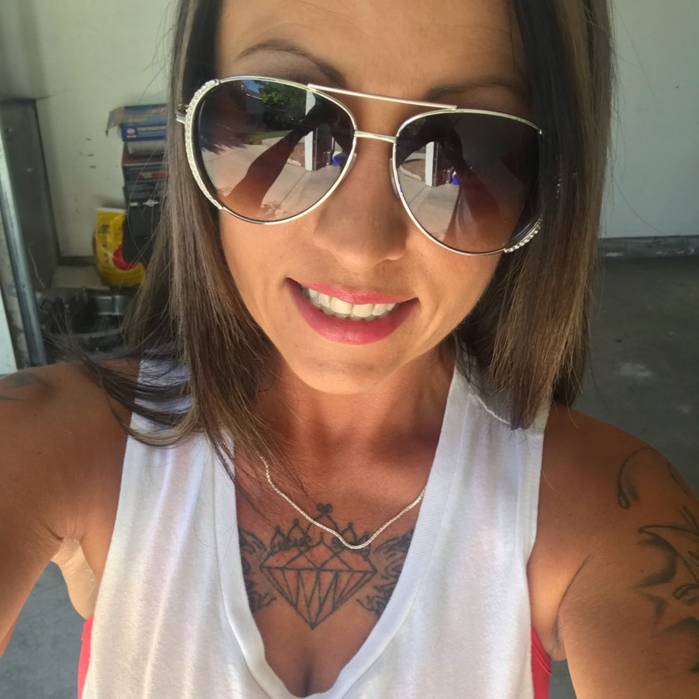 Meet your Posher, Starla